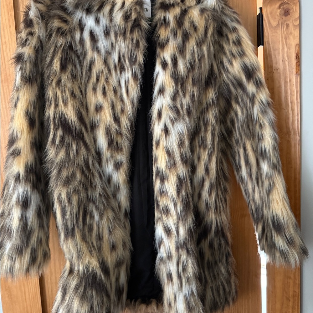 Bb Dakota - Be Here Meow Leopard Print Coat Size M